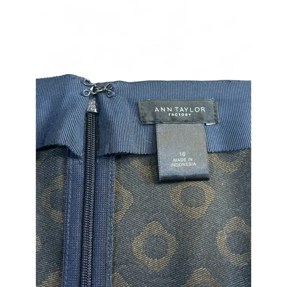 Ann Taylor Factory Women's Patterned Skirt Blue Black Zipper Size 16 - Picture 2 of 6